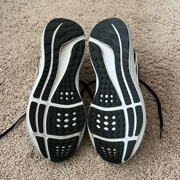 Womens Nike Pegasus 39 Shoes - Picture 5 of 5